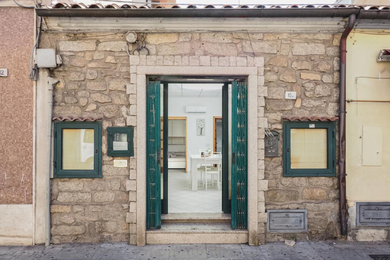דירות אולביה Saint Simplicio House מראה חיצוני תמונה